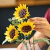 LEGO BOTANICALS 11502 Bouquet de tournesols Voir les images du produit 22