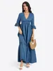 Langes Damenkleid mit Glockenärmeln, V-Ausschnitt und Produktbild-Vorschau 4