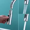A collage showing a hand operating a kitchen faucet sprayer, with close-ups of the sprayer head emitting water in two different spray patterns. Anteprima dell’immagine prodotto