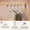 Several white wooden hangers with red accents are displayed on a wooden rod, holding various clothing items. Below the hangers, there are three distinct sections with icons and text describing product features. Anteprima dell’immagine prodotto