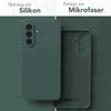 A split image showing the front and back of a phone case, with text overlays describing its materials. Produktbild-Vorschau