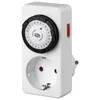 A white mechanical timer with a dial and a European-style socket. Produktbild-Vorschau