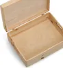 An open wooden box with a white background. Anteprima dell’immagine prodotto