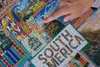 TREFL Puzzle UFT Cesta dlouhá tisíc mil 13500 dílků Náhled obrázku produktu 10