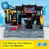 A toy Bat Command Center playset with a Batman figure. Podgląd zdjęcia produktu