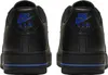 The back view of two black Nike Air Force 1 Low Jewel sneakers with blue Nike Air branding. Produktbild-Vorschau