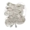 A tangled bundle of white string lights with clear connectors. Voir les images du produit