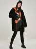 Urban Classics Ladies - Płaszcz OVERSIZED SHERPA czarny - Podgląd zdjęcia produktu 26