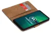 A book-style phone case with two credit cards inserted, showing a Motorola phone screen. Produktbild-Vorschau