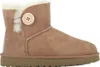 Ugg Mini Bailey Button II Stiefel Chestnut - Stiefel - Produktbild-Vorschau 10