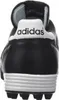 The back view of a black Adidas soccer cleat. Podgląd zdjęcia produktu