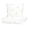 A folded duvet and a pillow with an orange pattern on a white background. Produktbild-Vorschau
