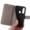 A hand holding a phone case. Produktbild-Vorschau