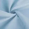 A close-up view of light blue fabric, showing its texture and weave. Anteprima dell’immagine prodotto