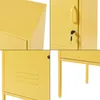 A collage of four close-up images of a yellow metal locker. Anteprima dell’immagine prodotto