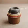 Mushie Retro Stapelturm 8-teilig, BPA-frei, mit Bechern und Produktbild-Vorschau 4