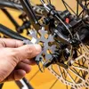 18-in-1 Schneeflocken Multi-Tool, Tragbarer Edelstahl Produktbild-Vorschau 4