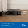 A robot vacuum cleaner is shown next to a sofa leg on a wooden floor, with text overlay highlighting its slim design. Produktbild-Vorschau