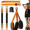 A man is using a pull-up assist band attached to a pull-up bar. Various components of the pull-up assist system are laid out around him. Anteprima dell’immagine prodotto