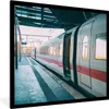 MuchoWow® Gerahmtes Poster Schöner Zug auf dem Bahnsteig Produktbild-Vorschau 1