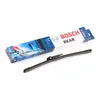 A Bosch rear windshield wiper and its packaging are displayed on a white background. Anteprima dell’immagine prodotto