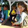AXI Spielhaus Romy mit Sandkasten & blauer Rutsche | Produktbild-Vorschau 6
