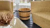 Pot de fleurs en bois fabriqué à partir d'un demi-tonneau Voir les images du produit 10