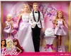 A Barbie wedding gift set featuring dolls in wedding attire, a cake, and a floral backdrop, presented in its retail packaging. Náhľad obrázku produktu
