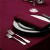 Dans cette série de belles serviettes de table en tissu Voir les images du produit 3