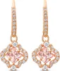 A pair of rose gold-plated earrings with pink gemstones and clear crystals, shaped like a clover. Anteprima dell’immagine prodotto