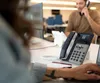 HP Poly Edge E320 - VoIP-Telefon - mit Produktbild-Vorschau 6