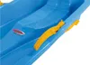 Close-up of a blue plastic sled with yellow handles. Anteprima dell’immagine prodotto