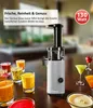 A Genius Slow Juicer Mini is shown on a wooden table surrounded by glasses of juice. Text overlays describe the product's benefits. Produktbild-Vorschau