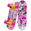 Disney Minnie Mouse 17 pollici - Robusto skateboard per Anteprima dell’immagine prodotto 4