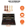 A marketing image showcasing a wooden chess set with built-in storage and extra queens, along with feature callouts. Produktbild-Vorschau