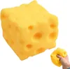 Minicee Kaasvormige Squishy – Stressverlichtend speelgoed Productafbeelding-voorbeeld 1