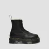 A single black boot on a white background. Anteprima dell’immagine prodotto