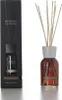 A product shot of a fragrance diffuser and its packaging. Podgląd zdjęcia produktu