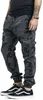 A person wearing camouflage cargo pants and sneakers, shown from the waist down. Produktbild-Vorschau