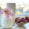 Bouquet de fleurs séchées - Violet & accents dorés - Voir les images du produit 3