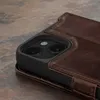 TORRO iPhone 15 Leder-Wallet-Hülle (mit Standfunktion) – Produktbild-Vorschau 4