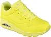 A single yellow Skechers sneaker shown from a side-diagonal angle against a white background. Voir les images du produit