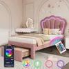 A child's bedroom with a pink bed and decorative elements. Produktbild-Vorschau