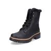 A black lace-up boot with faux fur lining. Voir les images du produit