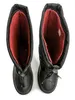 A top-down view of a pair of black winter boots with red lining. Produktbild-Vorschau