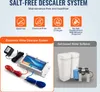 A split image showing an electronic water descaler system on the left and a salt-based water softener on the right, with feature callouts at the top. Anteprima dell’immagine prodotto