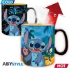 A collage showing a heat-sensitive mug with Lilo & Stitch characters. One side shows the mug in its cold state with Stitch on a black background, and the other side shows the mug in its hot state with Stitch on a tropical background. Produktbild-Vorschau