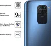 A close-up of a smartphone camera lens with protective glass applied, next to a list of product features. Produktbild-Vorschau