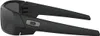 A side view of a pair of black Oakley sunglasses. Náhled obrázku produktu