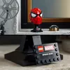 LEGO Marvel Spider-Mans Maske, baubare Superhelden-Büste, Produktbild-Vorschau 5